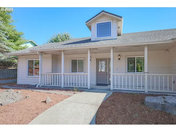 $525,000 | 2222 Primrose Lane, Florence, OR 97439