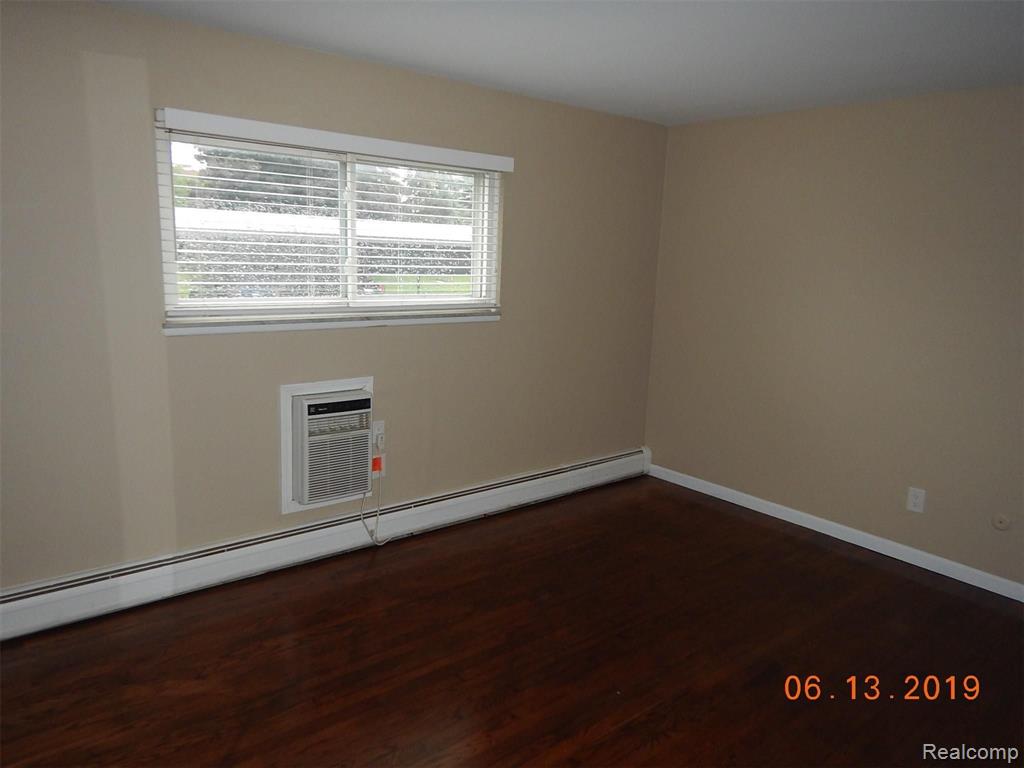 4113 Telegraph Road, Unit F107 Bloomfield Hills, MI 48302 - Photo 11 of 16