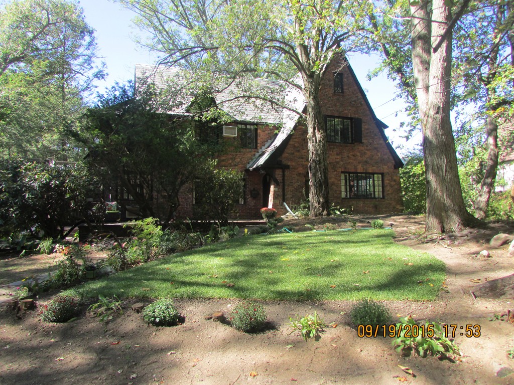 187 Woodland Road Brookline, MA 02467 - Photo 1 of 30
