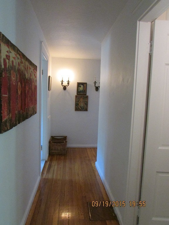 187 Woodland Road Brookline, MA 02467 - Photo 15 of 30
