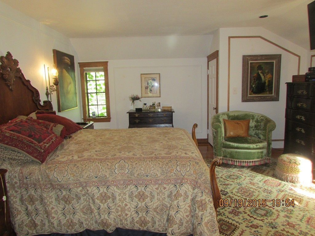 187 Woodland Road Brookline, MA 02467 - Photo 16 of 30