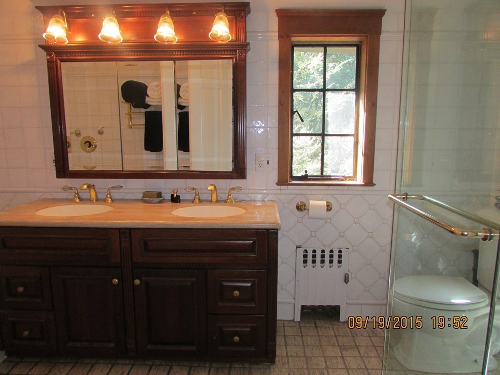 187 Woodland Road Brookline, MA 02467 - Photo 17 of 30