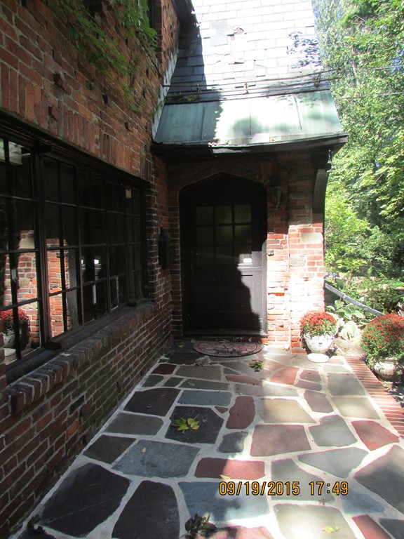 187 Woodland Road Brookline, MA 02467 - Photo 2 of 30