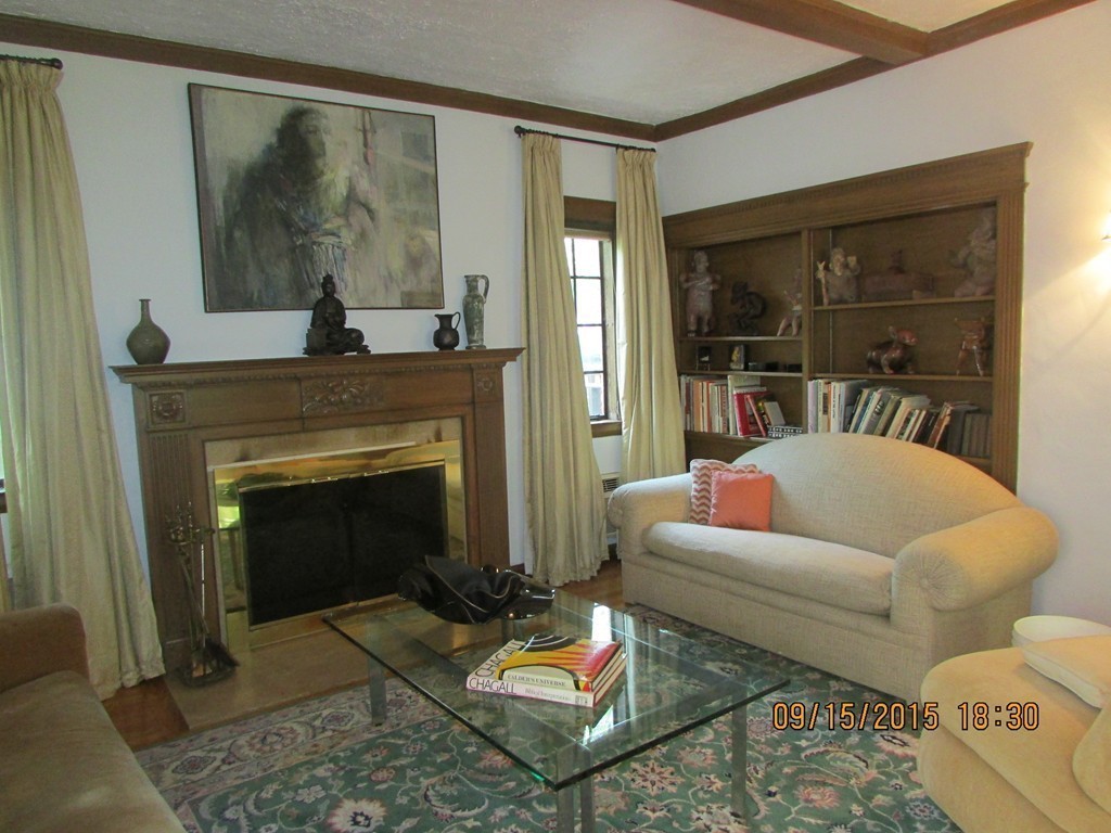 187 Woodland Road Brookline, MA 02467 - Photo 5 of 30