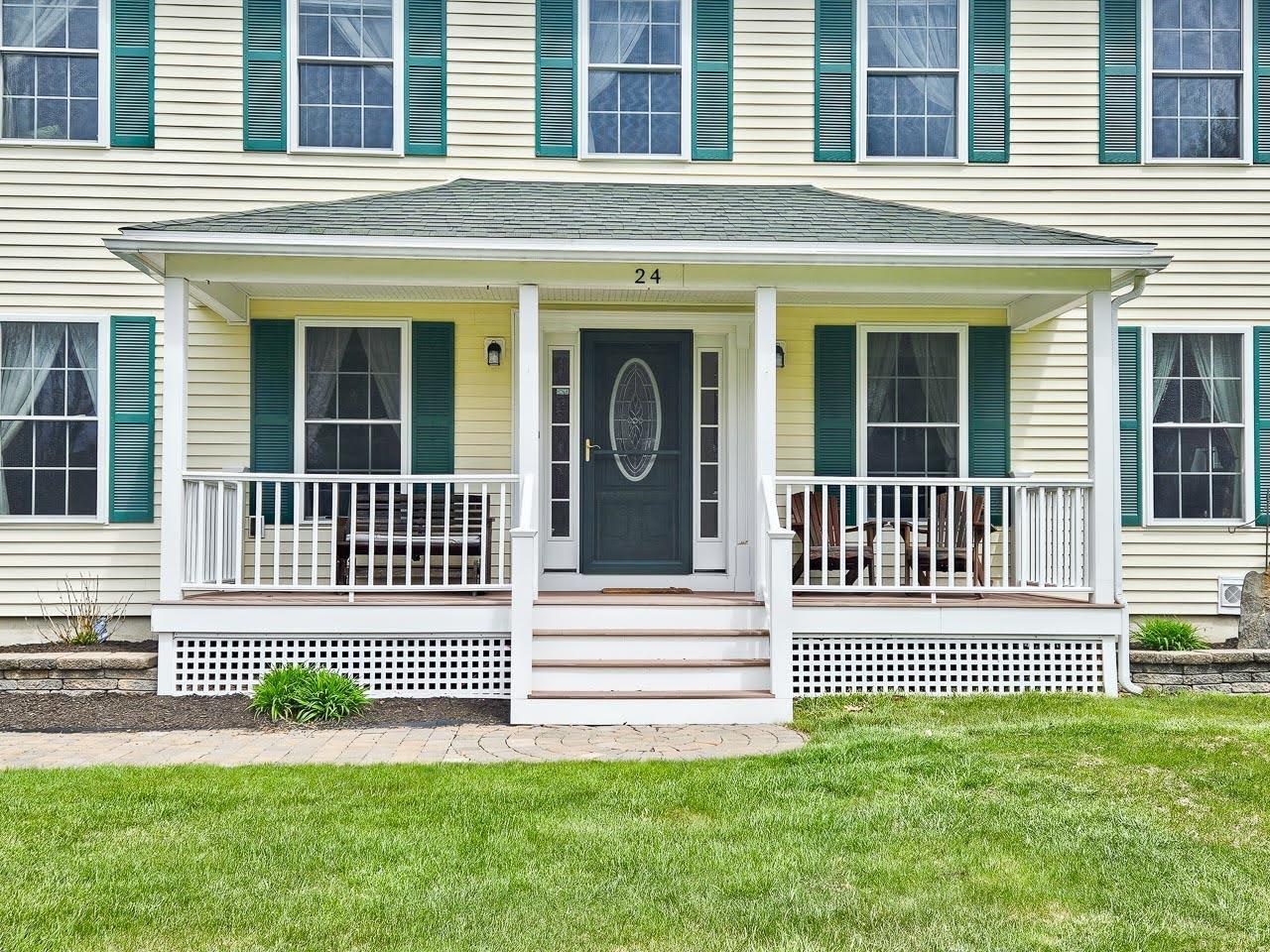 24 Conifer Commons Dover, NH 03820 - Photo 2 of 32