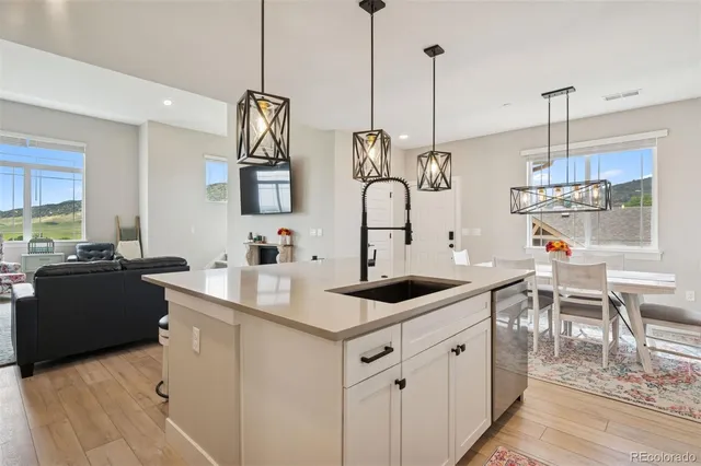 $625,000 | 10062 West Victoria Place, Unit 205, Littleton, CO 80127