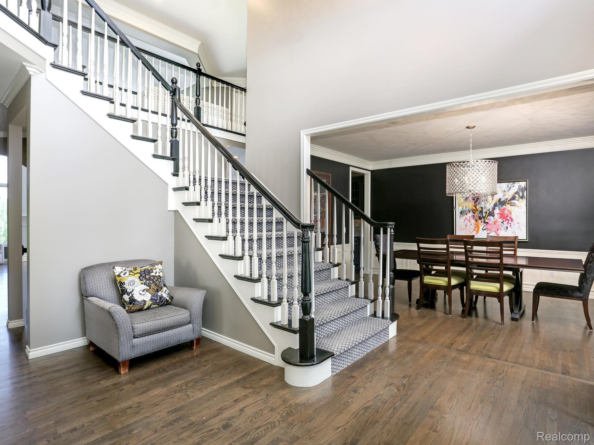 5323 Carlisle Court Rochester, MI 48306 - Photo 11 of 57 Stunning two story foyer.