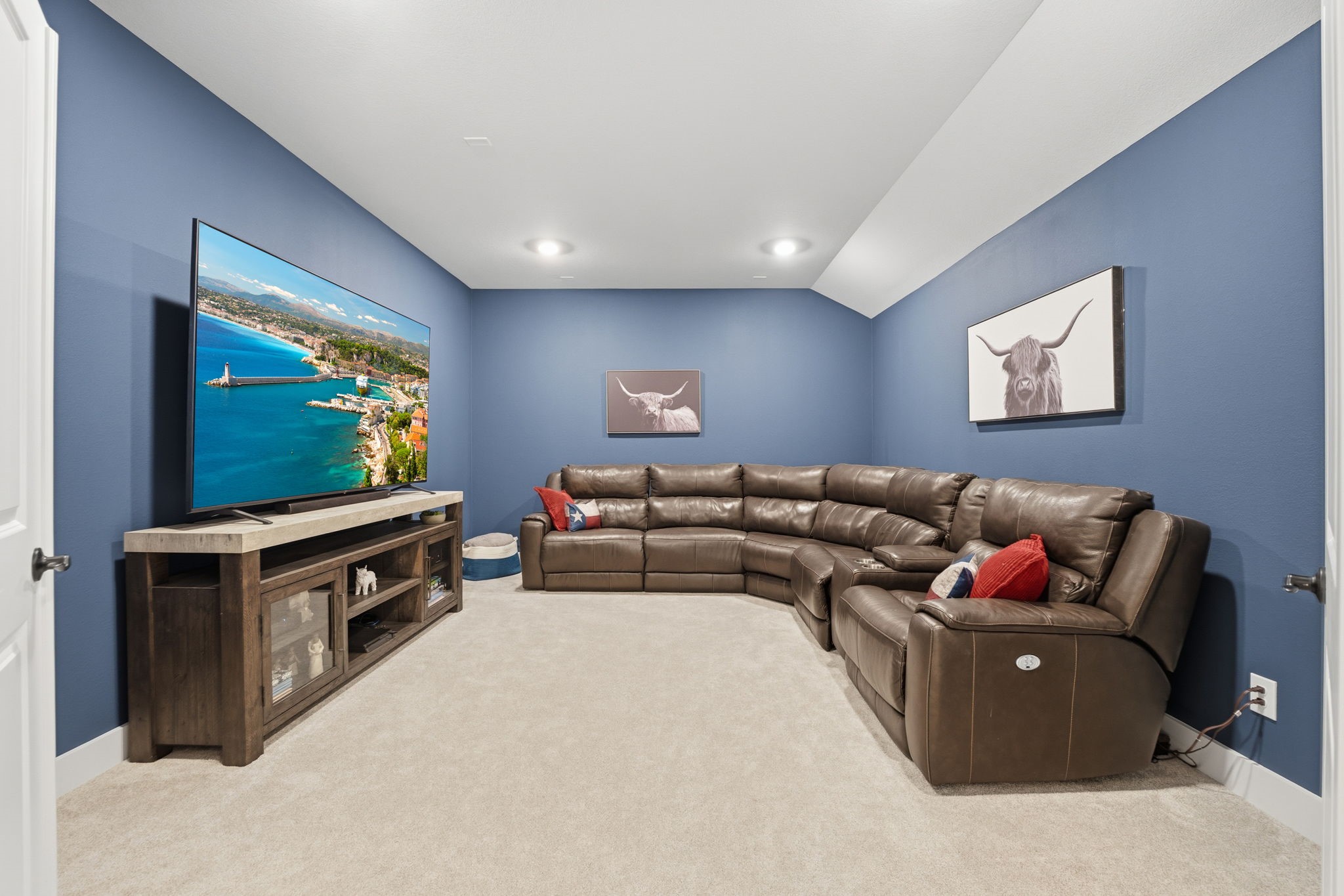 4708 Lorelai Lane Spring, TX 77386 - Photo 33 of 50 a living room with furniture and a flat screen tv