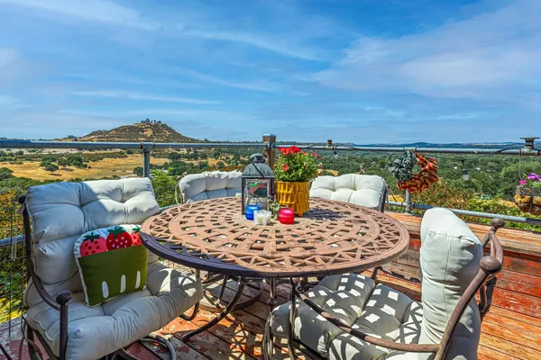 $635,000 | 3049 Patriot Way, Burson, CA 95225