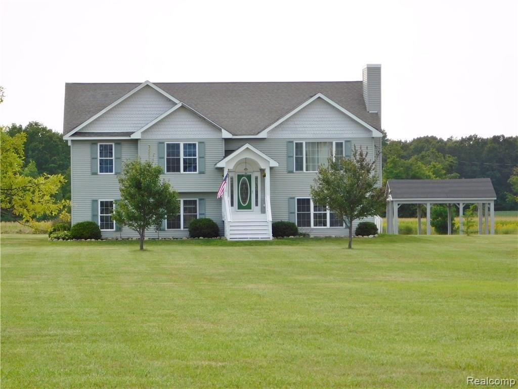 6345 South Lovejoy Perry, MI 48872 - Photo 1 of 32 DSCN0444.JPG