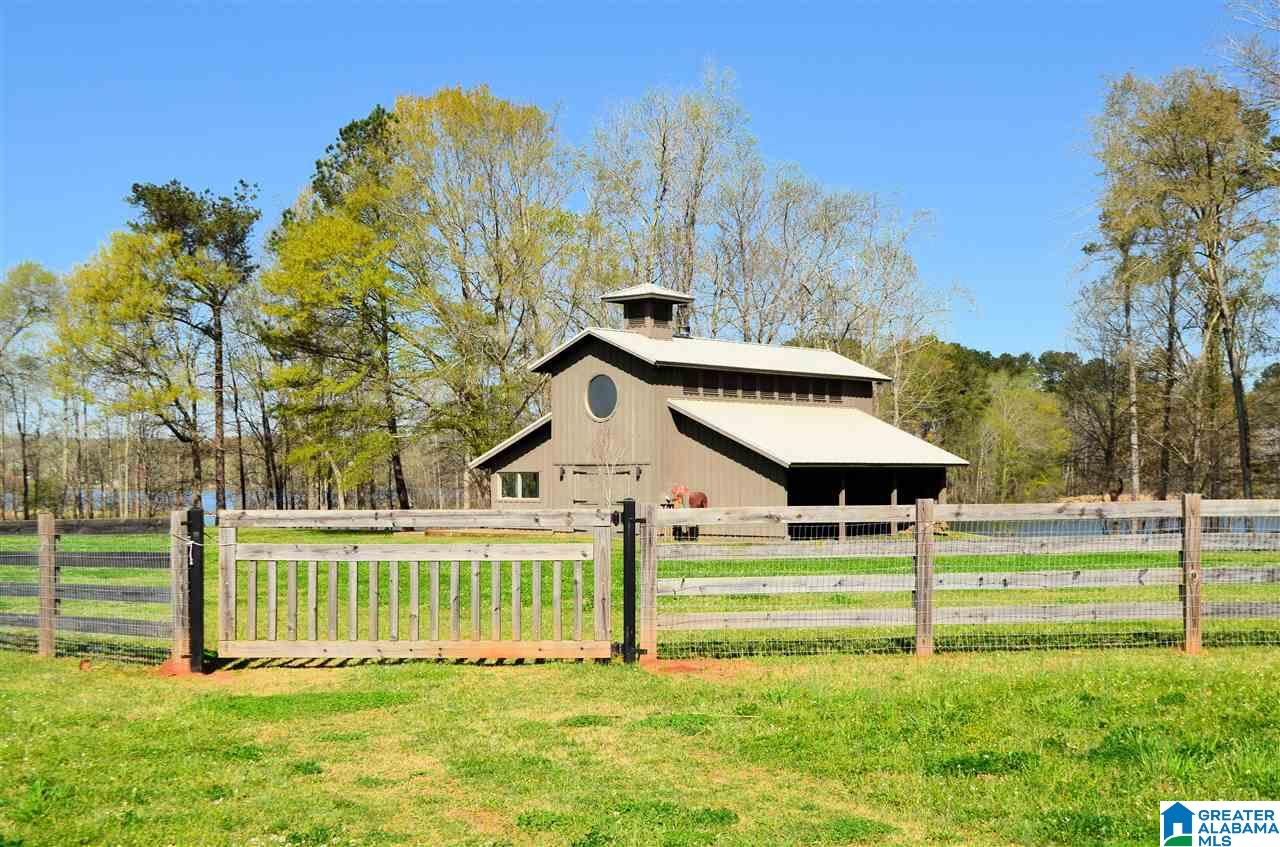 4683 Mcgowans Ferry Road Childersburg, AL 35044 - Photo 11 of 46