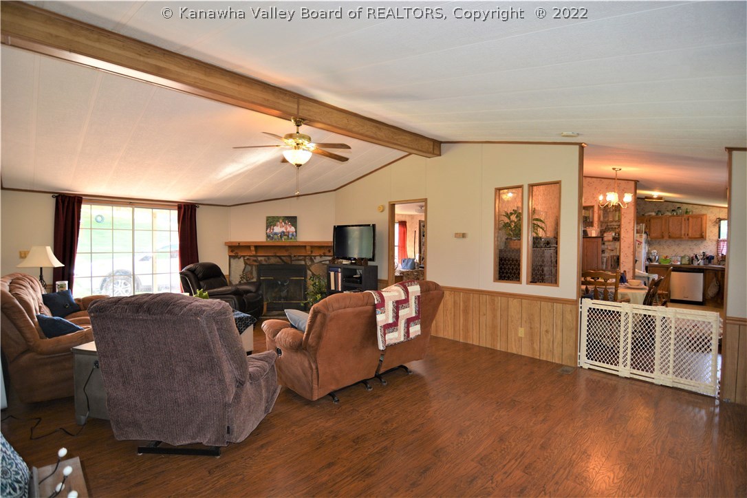671 Crown Hill Road Leon, WV 25123 - Photo 8 of 30 Gallery Image 8