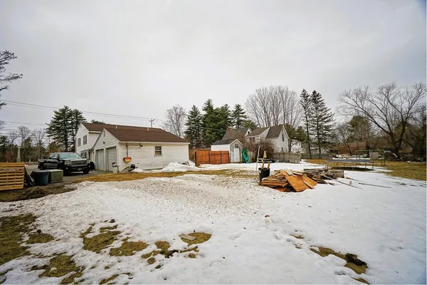 $589,900 | 365 Pembroke Street, Pembroke, NH 03275