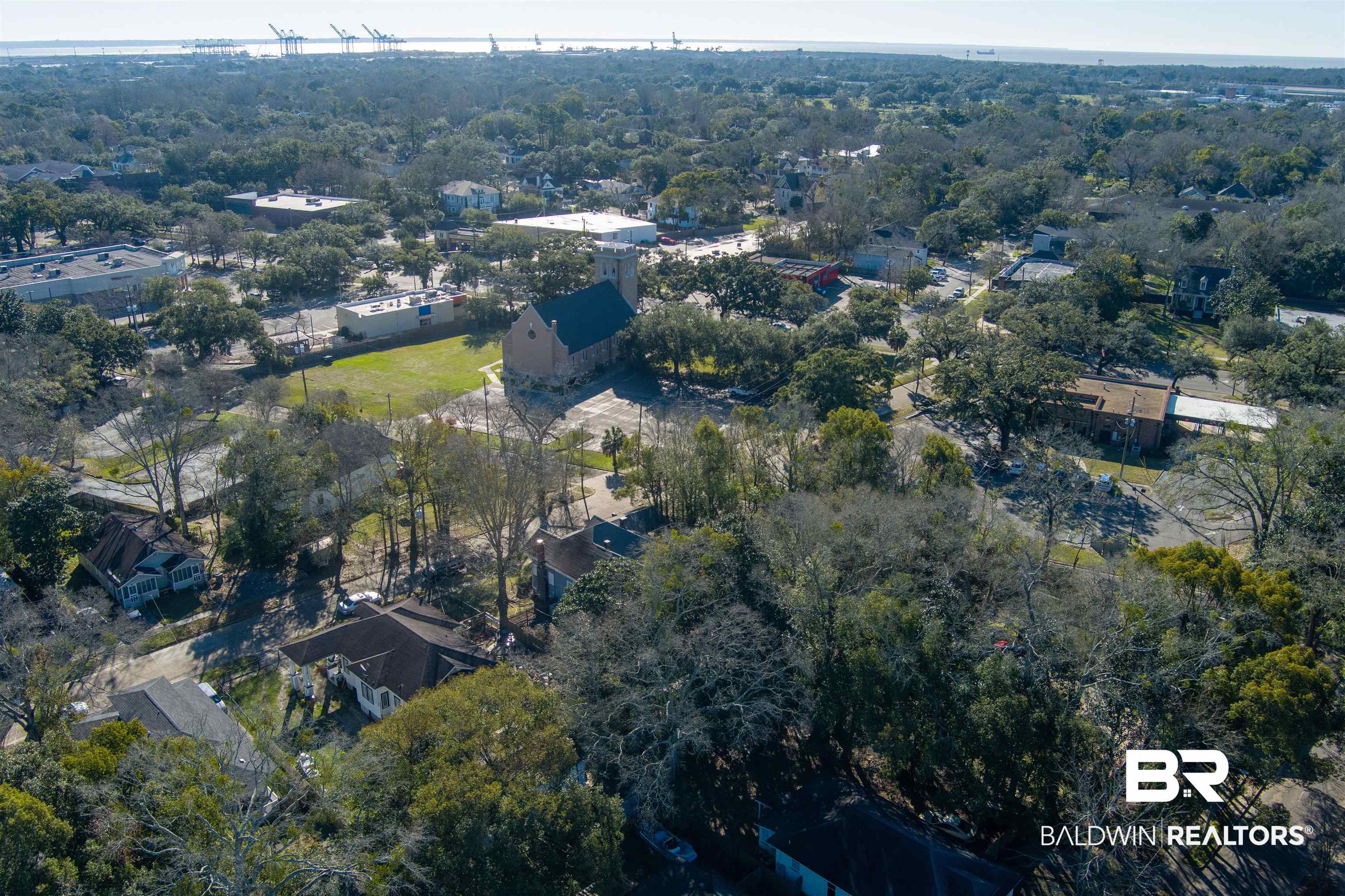 120 Espejo Street Mobile, AL 36604 - Photo 31 of 36