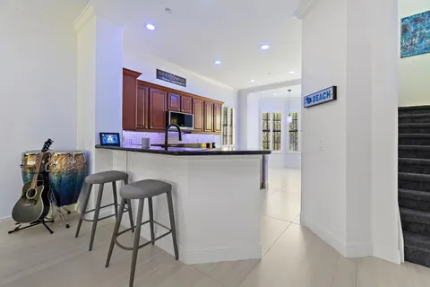 $889,000 | 605 Del Sol Circle, Tequesta, FL 33469