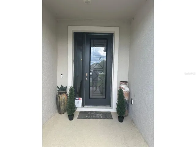 a view of a entryway