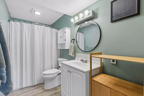 $415,000 | 6919 Calgary Road, Woodbury, MN 55125