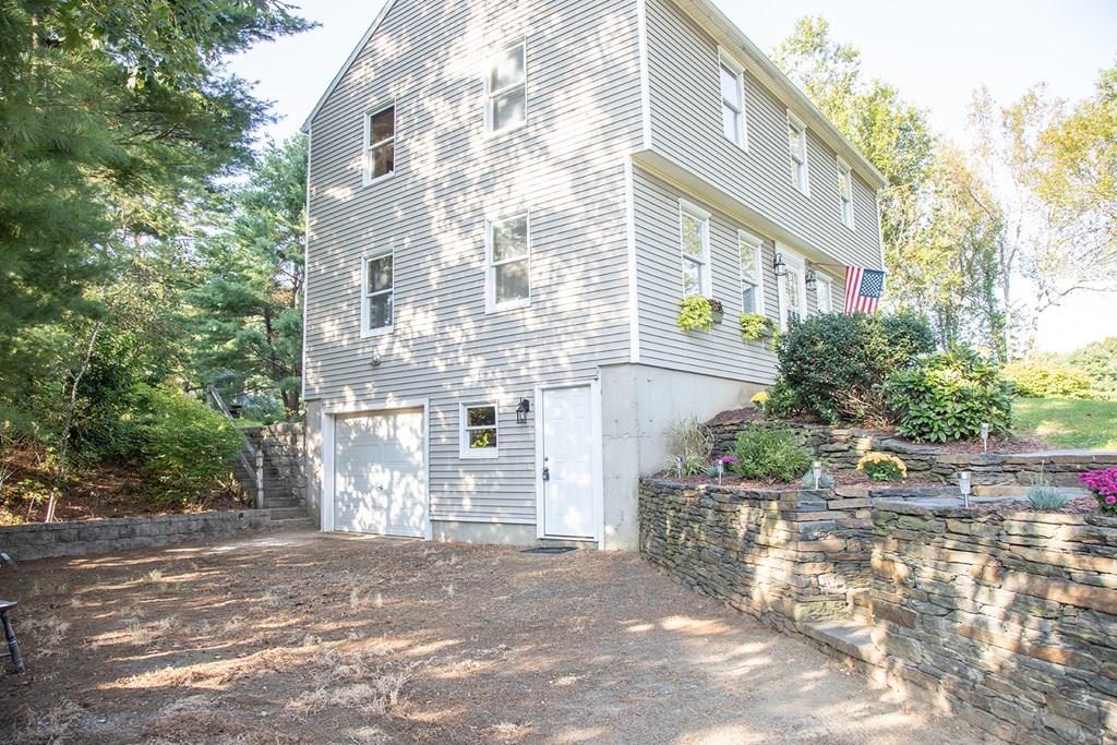 12 Blacksmith Road Belchertown, MA 01007 - Photo 5 of 40 Gallery Image 5