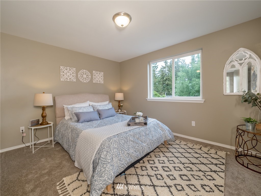 7813 Grant Drive Everett, WA 98203 - Photo 13 of 22