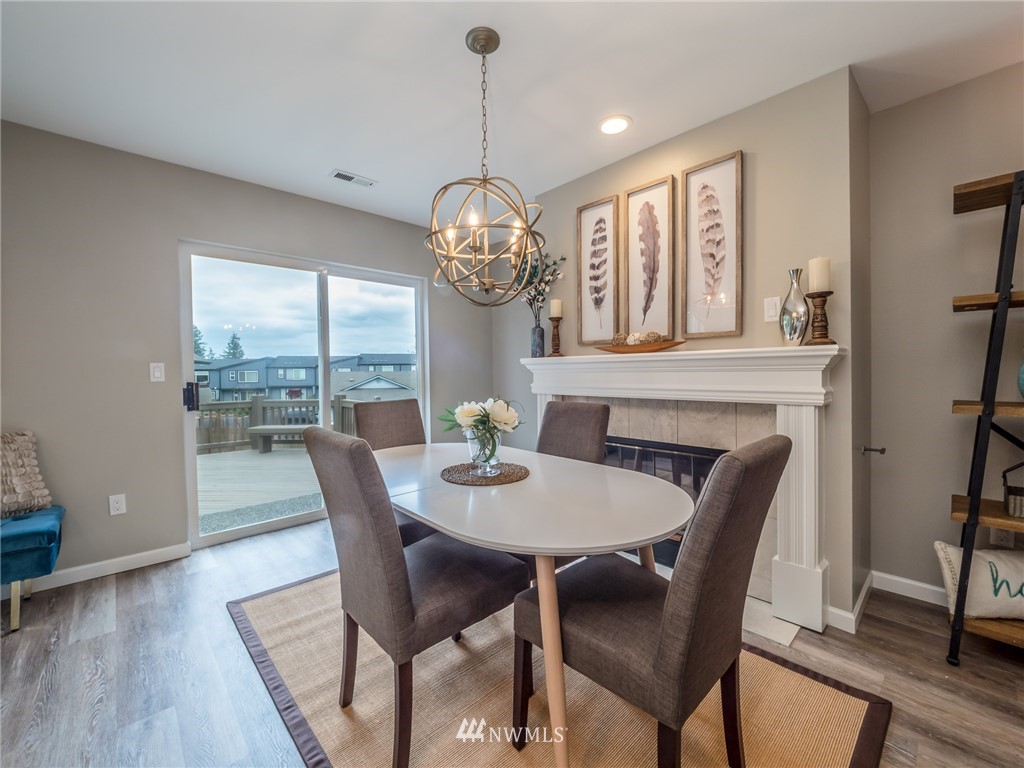 7813 Grant Drive Everett, WA 98203 - Photo 4 of 22