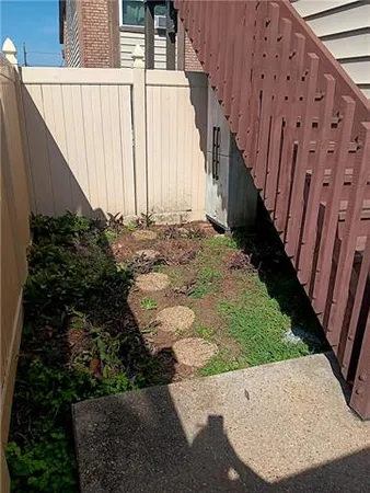 $1,300 | 2912 Manhattan Boulevard, Unit 132, Harvey, LA 70058