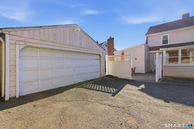 a view of a car garage