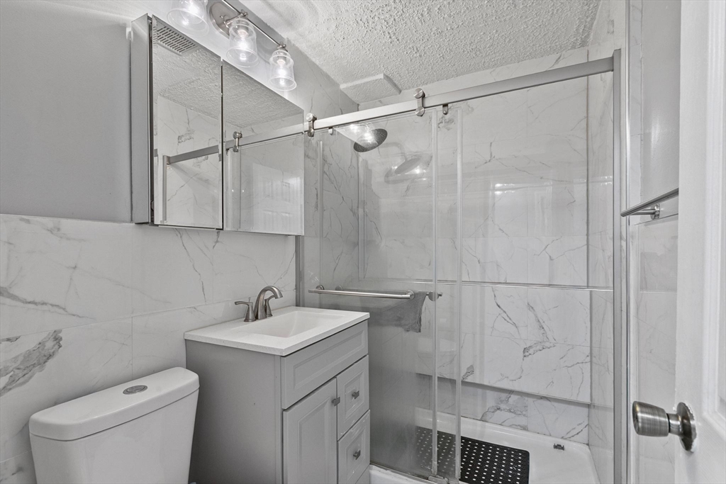 81 Nicholas Road, Unit B Framingham, MA 01701 - Photo 19 of 28