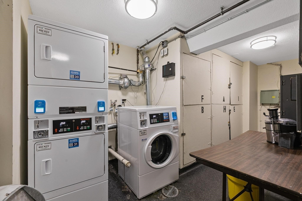 81 Nicholas Road, Unit B Framingham, MA 01701 - Photo 20 of 28