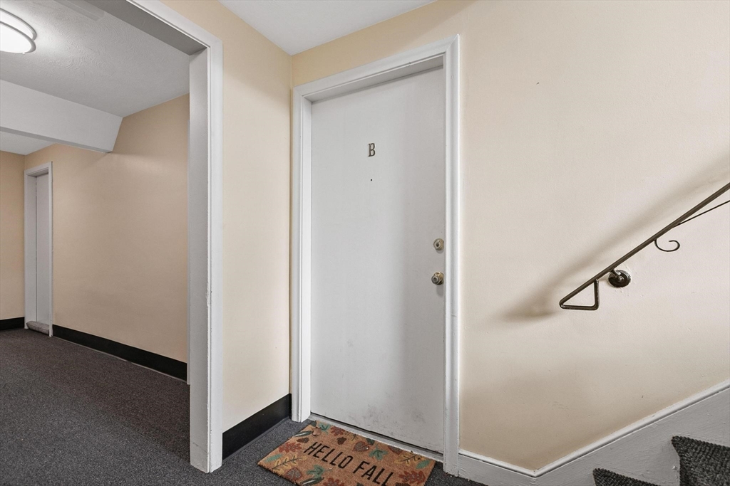 81 Nicholas Road, Unit B Framingham, MA 01701 - Photo 6 of 28