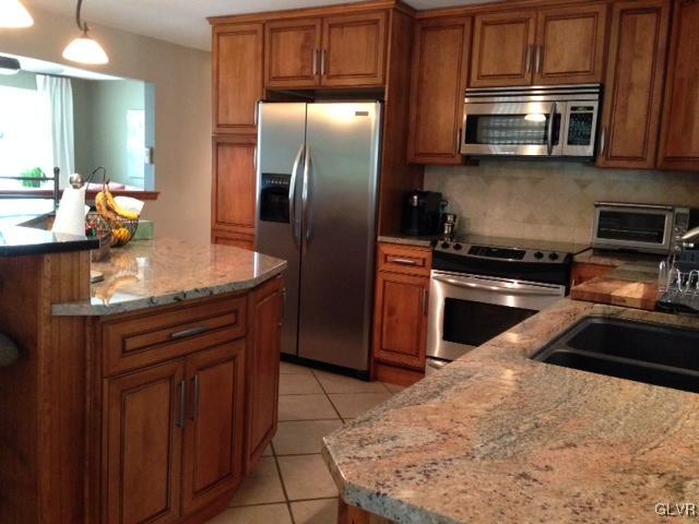 245 Chestnut Hill Road Emmaus, PA 18049 - Photo 3 of 14 Kitchen