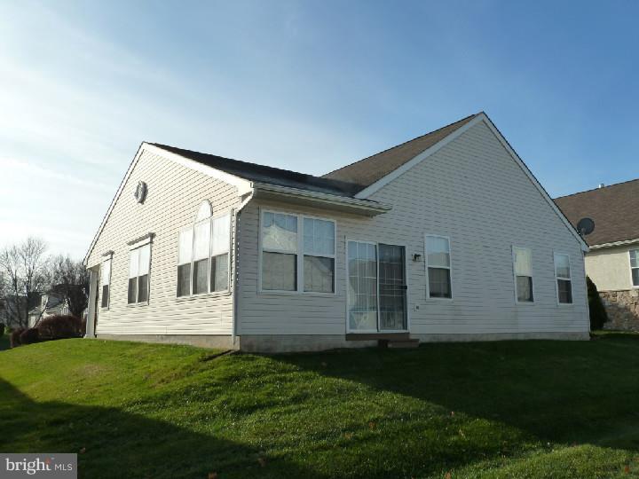 7 Bluebonnet Road Langhorne, PA 19047 - Photo 2 of 25 Exterior Back