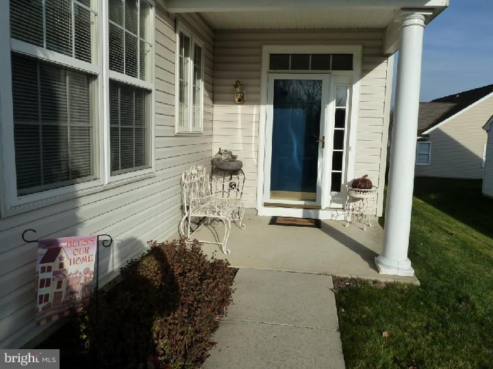 7 Bluebonnet Road Langhorne, PA 19047 - Photo 3 of 25 Porch