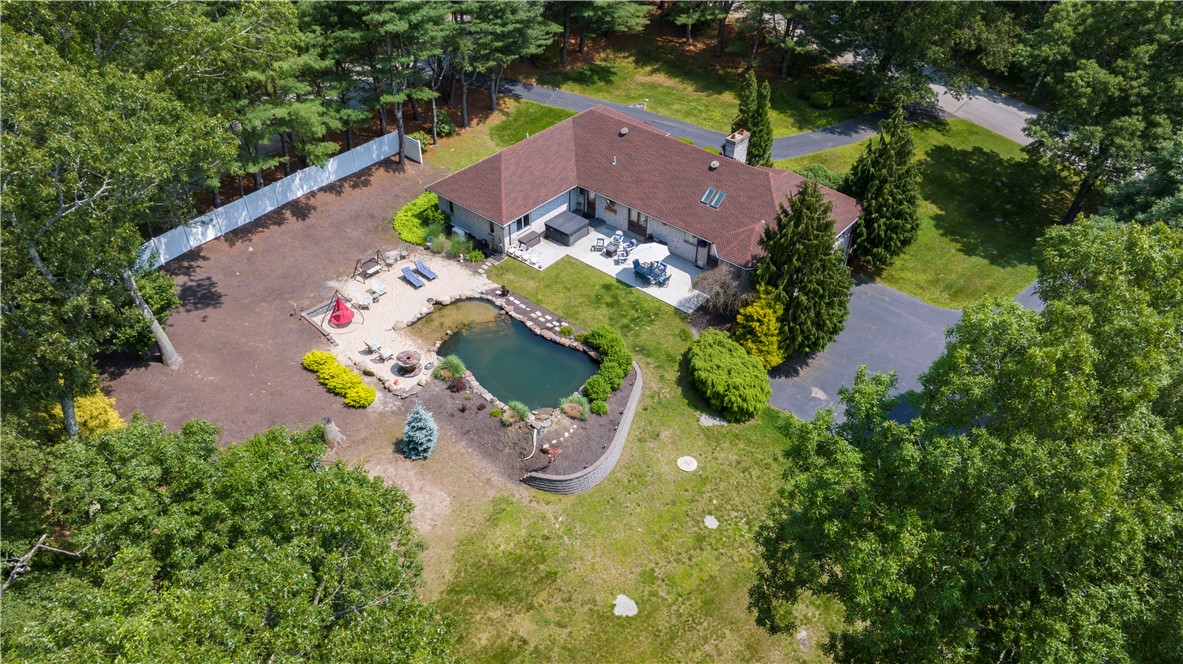 140 White Birch Circle Scituate, RI 02831 - Photo 7 of 50