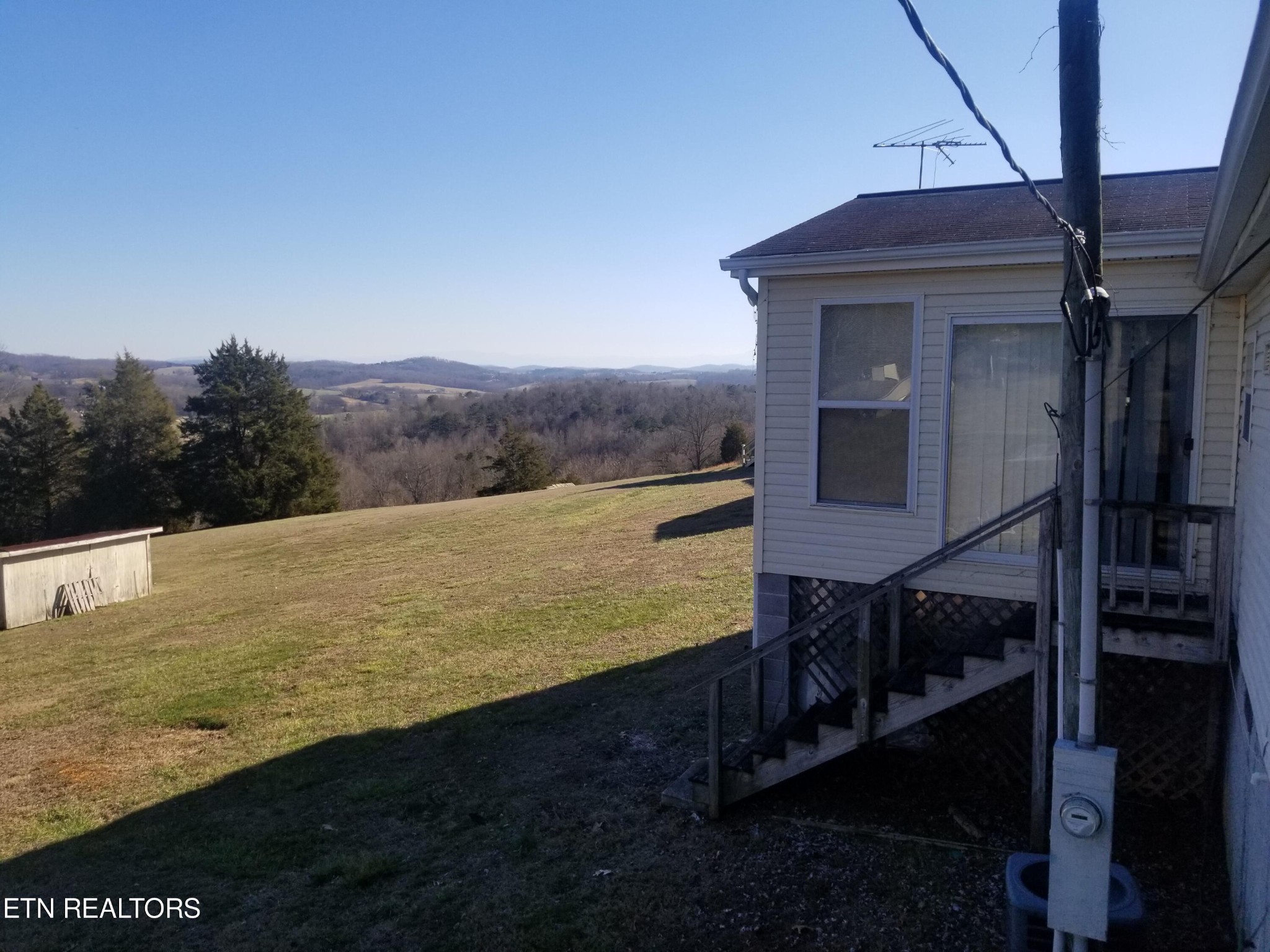 413 Stone Road Blaine, TN 37709 - Photo 6 of 16 Gallery Image 6