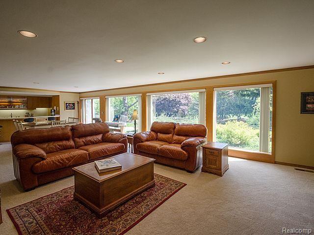 6435 Apple Orchard Lane Rochester Hills, MI 48306 - Photo 54 of 77