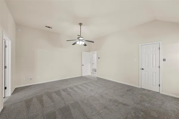 $389,000 | 940 Cheyenne Trail, Hewitt, TX 76643