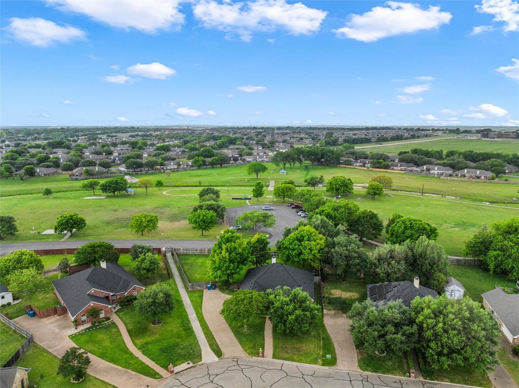 940 Cheyenne Trail Hewitt, TX 76643 - Photo 36 of 40 Aerial view of residential area featuring a local golf course