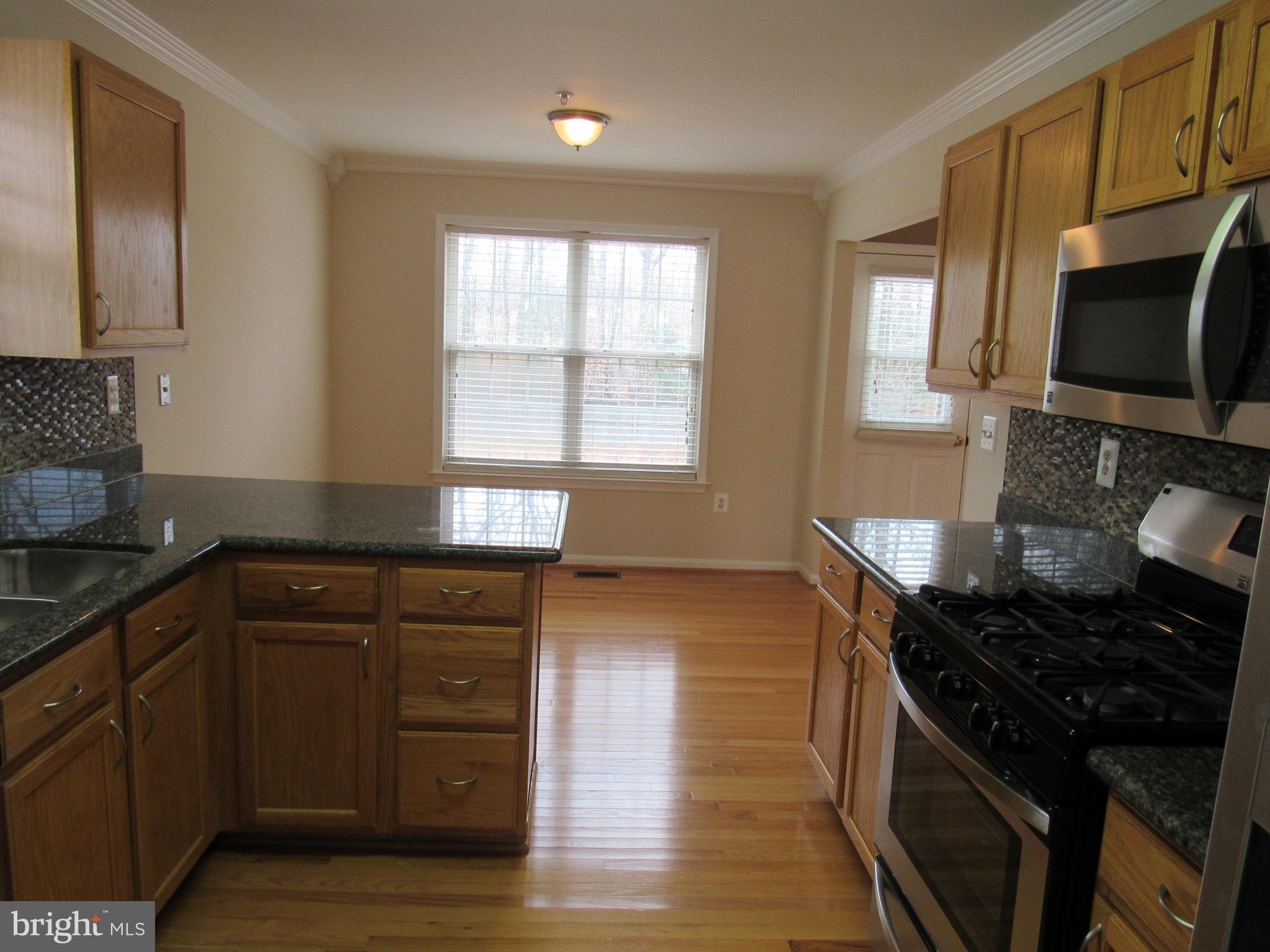 8807 Charm Court Brandywine, MD 20613 - Photo 11 of 30 Kitchen