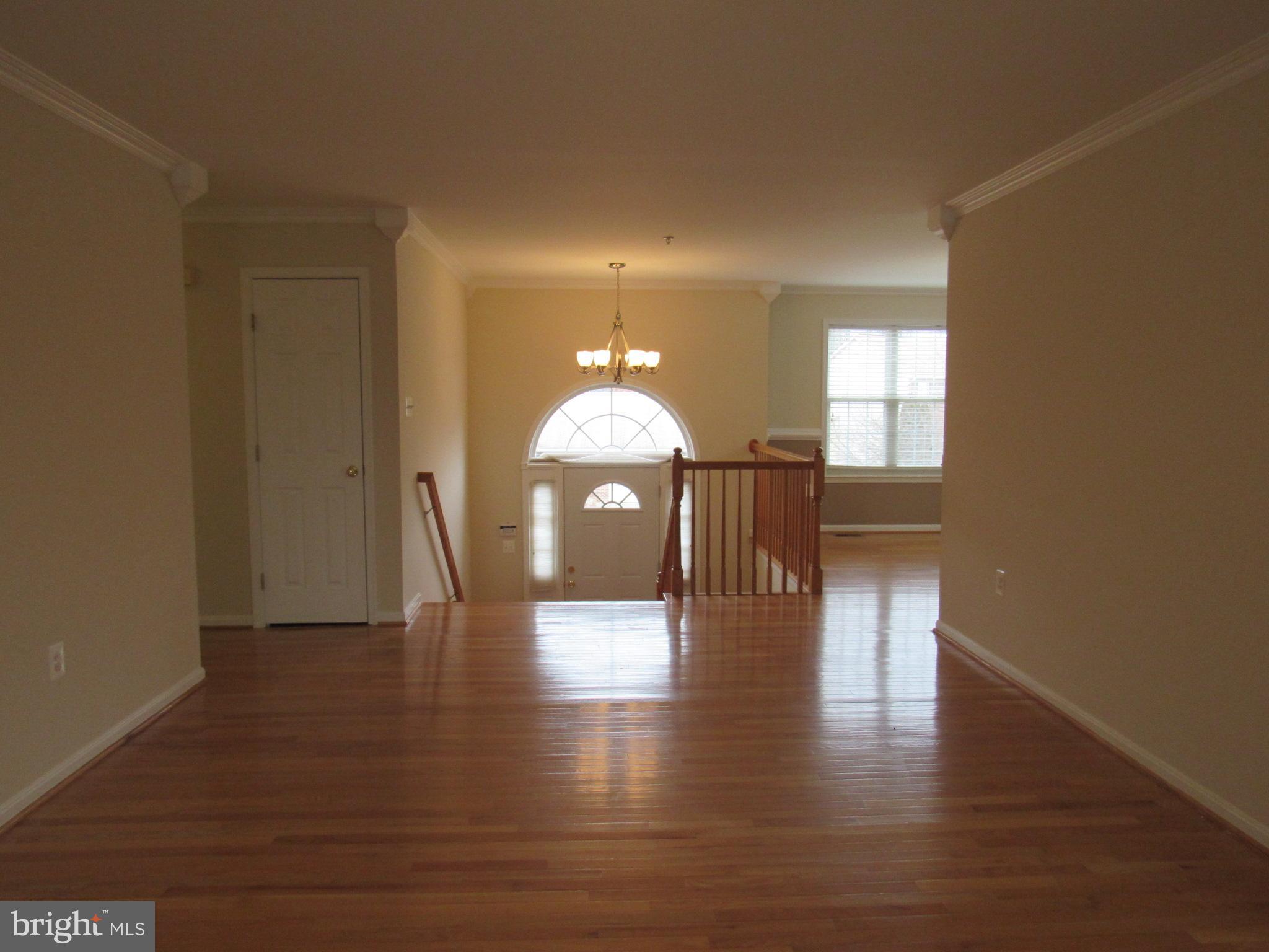 8807 Charm Court Brandywine, MD 20613 - Photo 6 of 30 Living Room