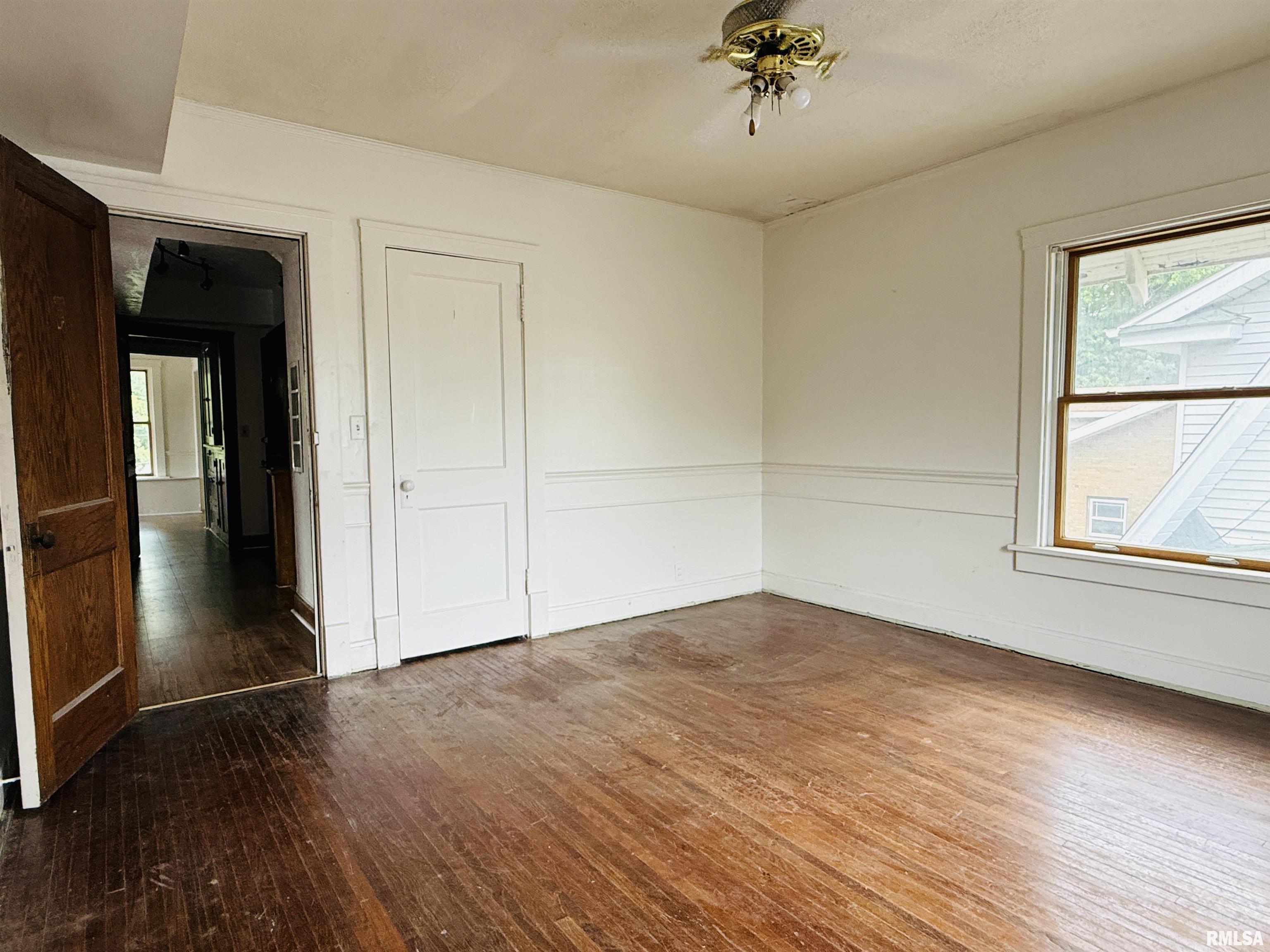 2141 North Prospect Road Peoria, IL 61603 - Photo 21 of 42