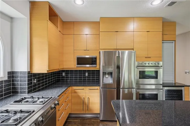 $840,000 | 12909 Maple Street, Overland Park, KS 66209