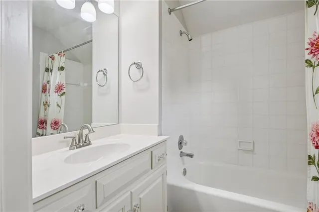 $840,000 | 12909 Maple Street, Overland Park, KS 66209