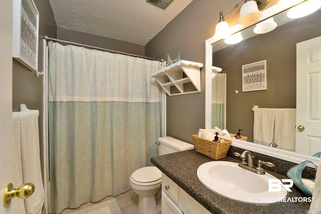 2832 Del Rio Road South Mobile, AL 36693 - Photo 16 of 24