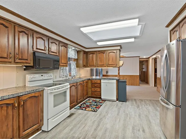 $280,000 | 131 Williston Woods Road, Williston, VT 05495