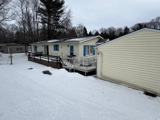 $270,000 | 131 Williston Woods Road, Williston, VT 05495