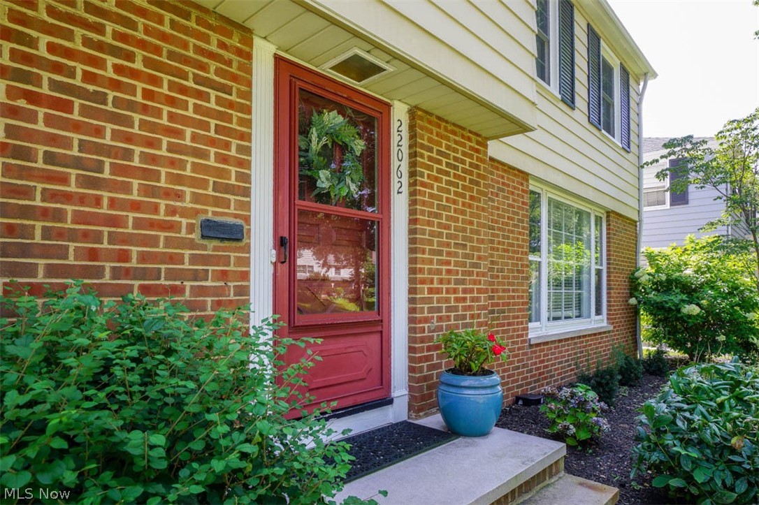 22062 Rye Road Beachwood, OH 44122 - Photo 3 of 34 Gallery Image 3