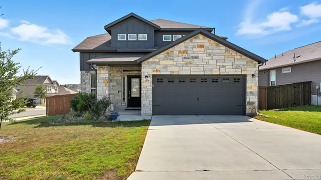 $2,350 | 6370 Tarrant Hill, Schertz, TX 78108