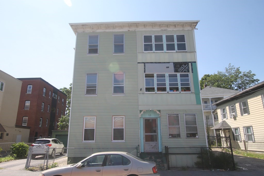 53 Russell Street Worcester, MA 01609 - Photo 1 of 14