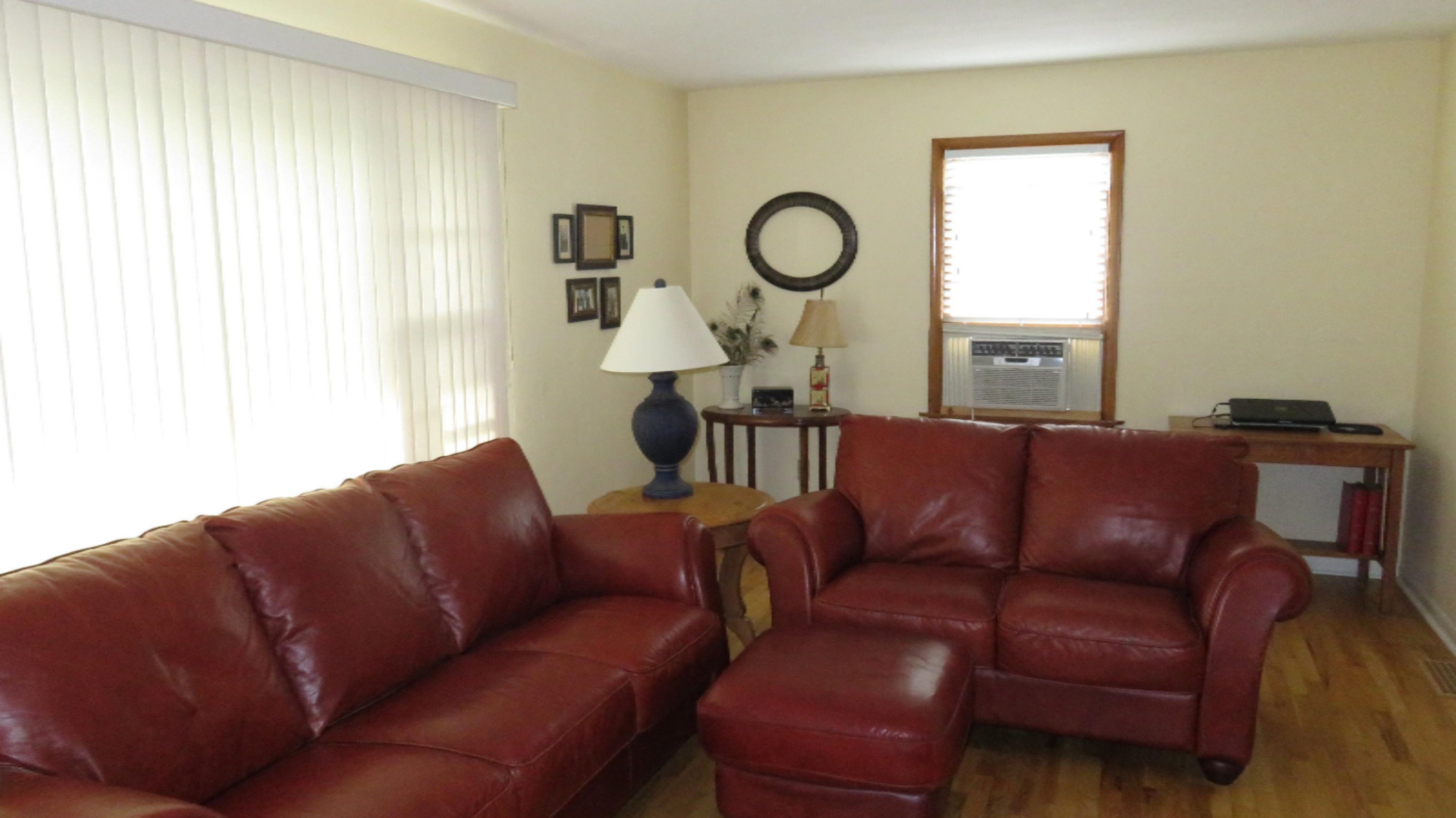 11839 Landon Road Baroda, MI 49101 - Photo 2 of 37 IMG_1616