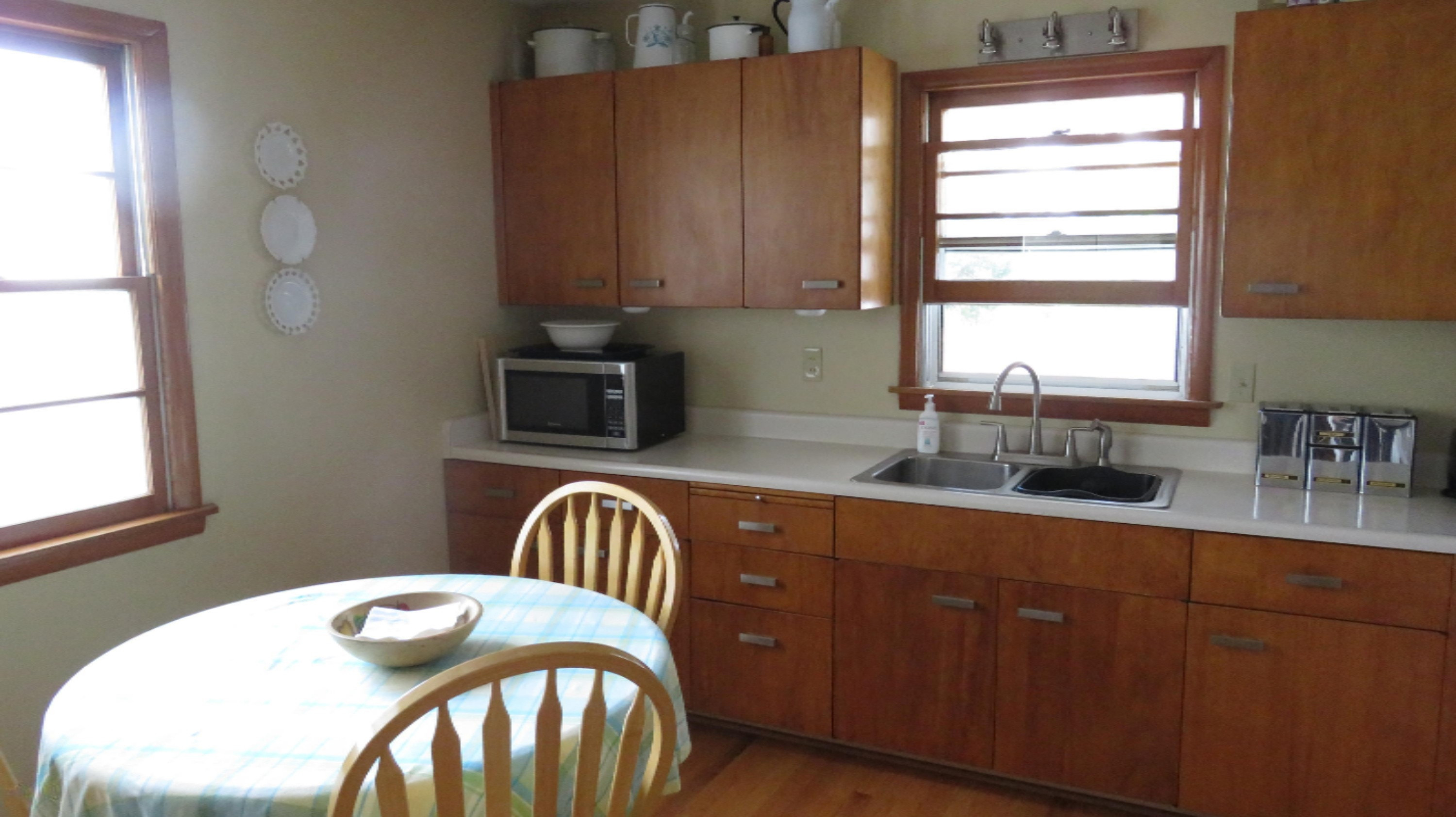 11839 Landon Road Baroda, MI 49101 - Photo 10 of 37 IMG_1639
